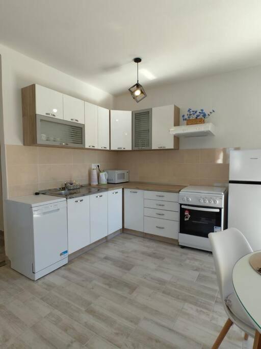 Apartment Marija, New 1Bd Apt With Free Parking Split Bagian luar foto